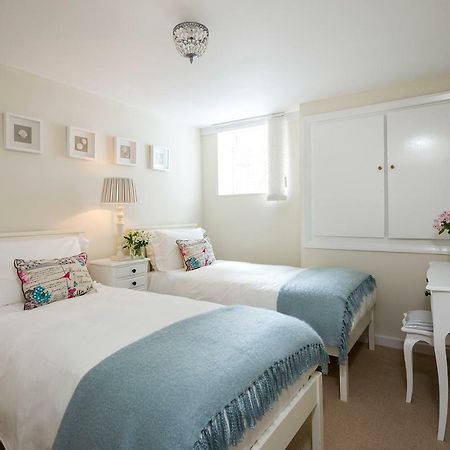Albany Apartment Whitby Eksteriør billede